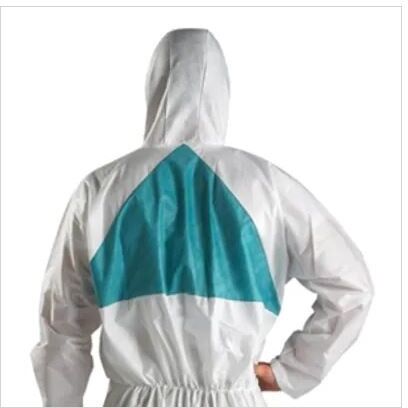 3M 4520 Protective Coverall White/Green - Medium