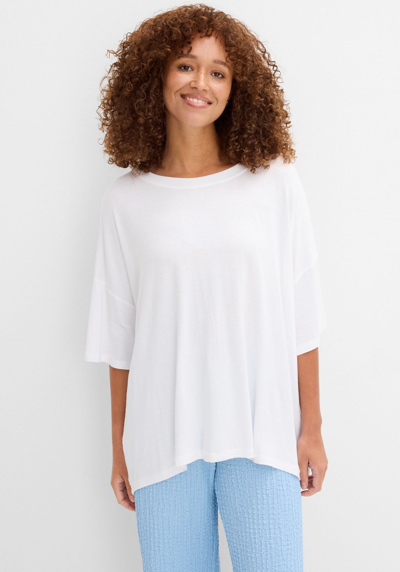 Oversize-Shirt BONPRIX, Damen, Gr. 36/38 (S), weiß, Jersey, Obermaterial: 95% Viskose, 5% Elasthan, unifarben, oversize Po-bedeckend, Rundhals, Shirts, oversize Passform, Halbarm-Design, aus Viskose und Elasthan