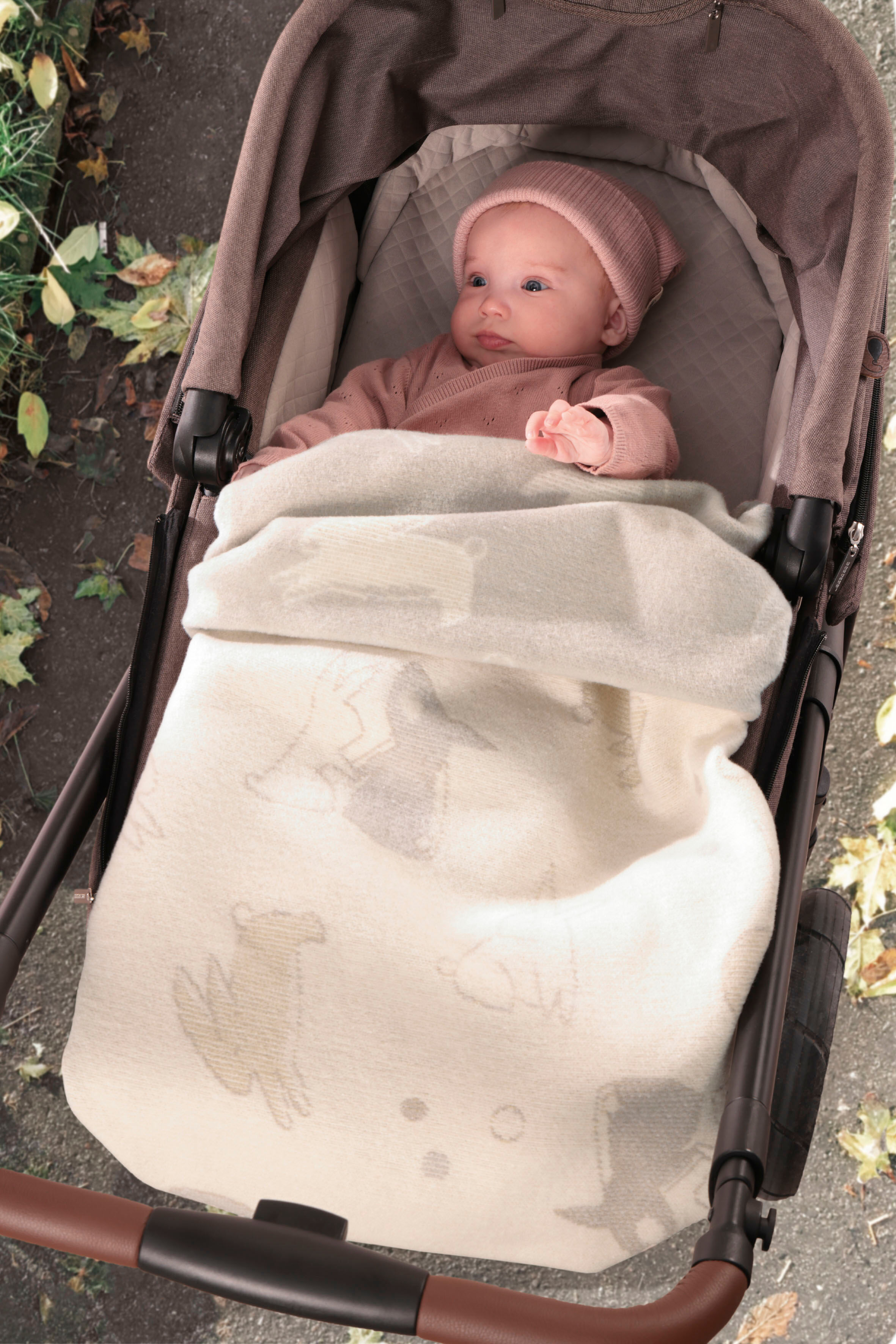 Babydecke BIEDERLACK "Babydecke Littel Rabbits", beige, B:75cm L:100cm, Obermaterial: 58% Baumwolle, 35% Polyacryl, 7% Polyester, Wohndecken, Babydecke, Babydecke Littel Rabbits mit verspielten Hasen beige B/L: 75cm x 100cm