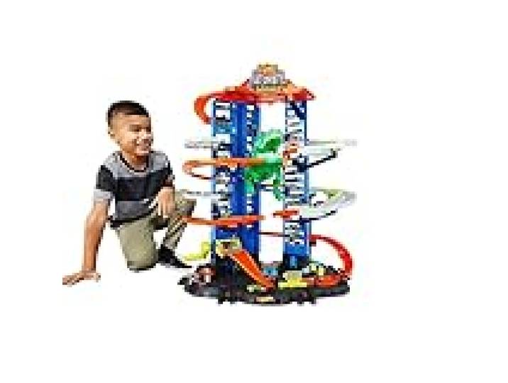 Hot Wheels Ultimate Garage City Vs Robo Beasts avec Piste De Course À Plusieurs Niveaux, Dinosaure T-Rex Mobile De 91 Cm, Comprend 2 Voitures, Jouet pour Enfant de 5 Ans et Plus, GJL14