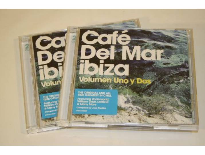 Various Artists - Cafe Del Mar Volumen Uno Y Dos