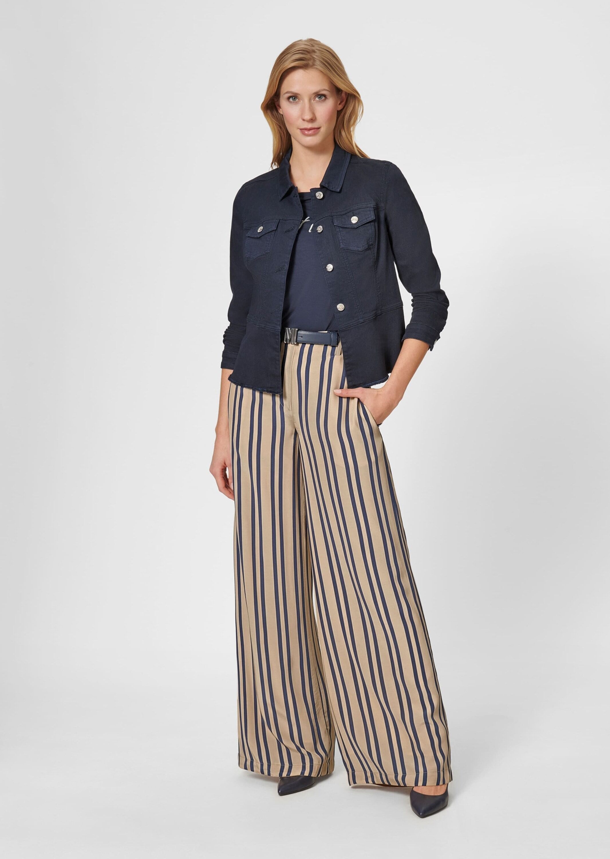 Palazzohose MADELEINE "Hose Weite Streifenhose", Damen, Gr. 38, N + K Gr, blau (marine, caramel), Obermaterial: 100% Viskose CV., Modern, normal, Hosen Palazzohose
