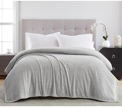 RT Designer Collection Herringbone Jacquard Collection Plush Blanket