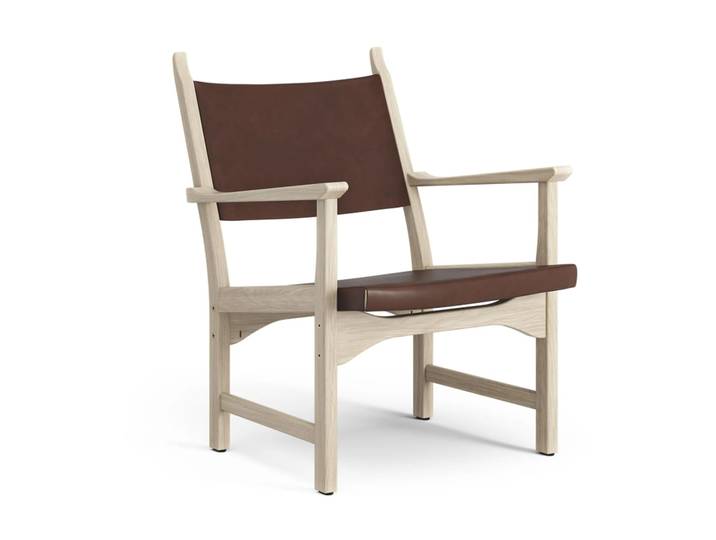 Swedese Fauteuil Caryngo Chêne pigmenté blanc-cuir brun rouge