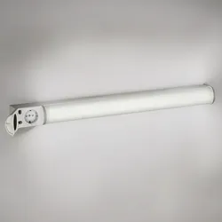 ledscom.de LED Spiegelleuchte FERIG, Bad-Lampe mit Steckdose, 67,5cm, 14,5 W, 1601lm, weiß