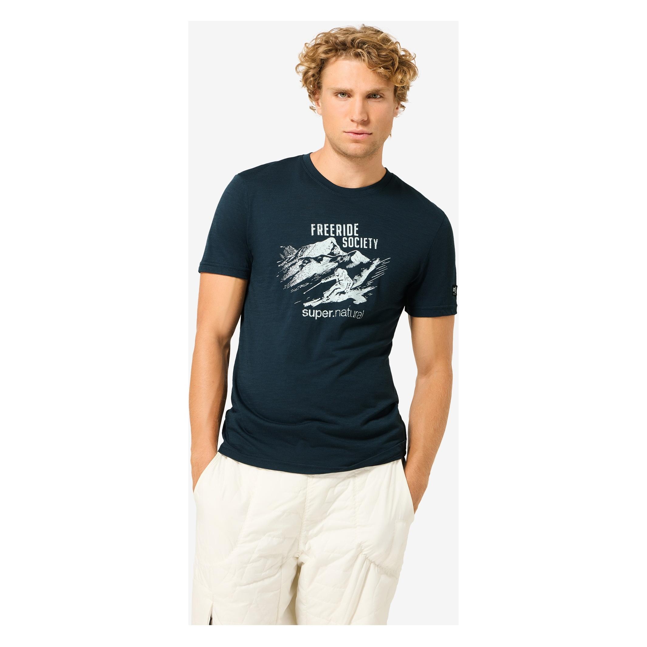 Super Natural T-Shirt mit Aufdruck Super.natural Freeride Society Tee - blueberry/various (L) (77479142)