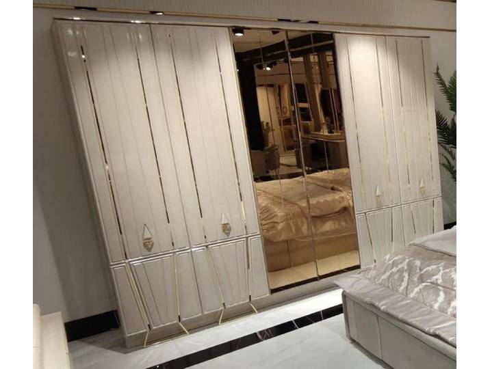 Xlmoebel Kleiderschrank Eleganter Ankleideschrank mit Spiegel und vielseitiger Aufbewahrung (Kleiderschrank) Hergestellt in Europa
