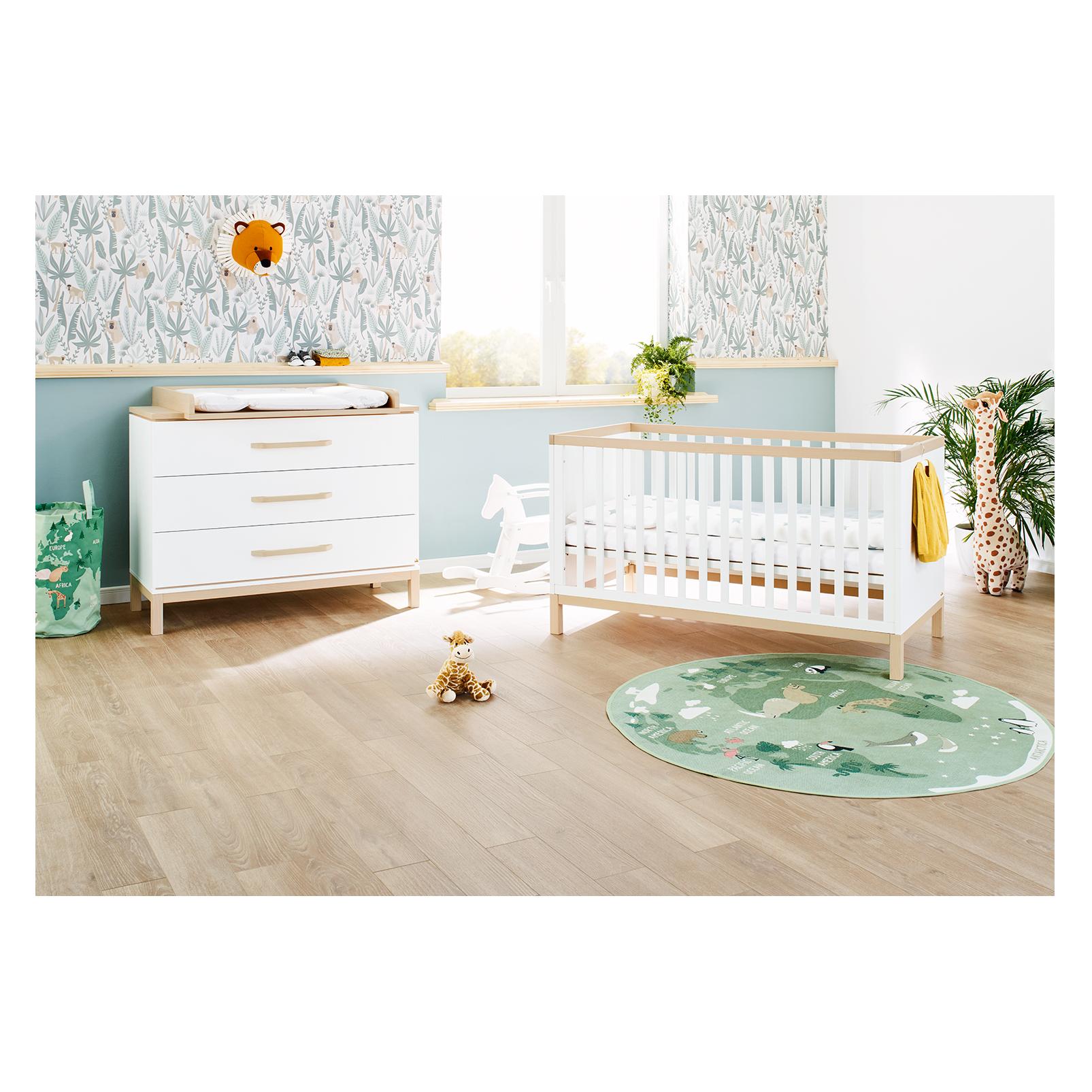 Pinolino Kinderzimmer-Set 'Light' breit, 2-tlg. (Babybett, Wickelkommode) (4035769051976)