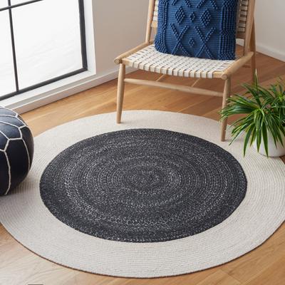 SAFAVIEH Handmade Braided Pitsa Round Rug