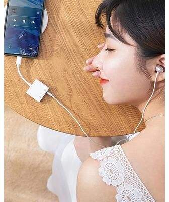 Drop Dash Deals Adapter Headphone & Charger Dual Function Fast Charger Adapter Headphone & Charger Dual Function Fast Charger
