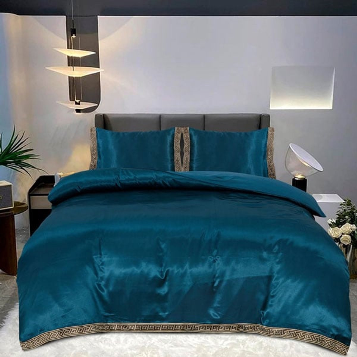 Beauty Silk Dekbedovertrek van Satijn met Lace in Petrol Blauw