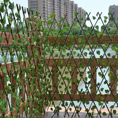 Outdoor Artificial Green Leaf Privacy Fence Retractable & Expandable Trellis Design Outdoor Artificial Green Leaf Privacy Fence Retractable & Expandable Trellis Design