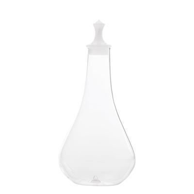 Zafferano Bottle Pirolo Kollektion aus mundgeblasenem Borosilikatglas, weiß, elegantes, schachbrettinspiriertes Design für den Tischservice