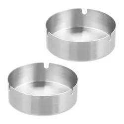 Relaxdays Aschenbecher, 2er Set, Edelstahl, draußen & drinnen, Ø 10 cm, Tischaschenbecher mit Zigarettenhalter, silber