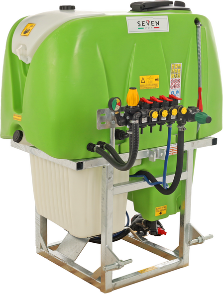 Seven Italy 600L  Traktor-Spritztank für Unkrautbekämpfung  Comet BP 75 Pumpe