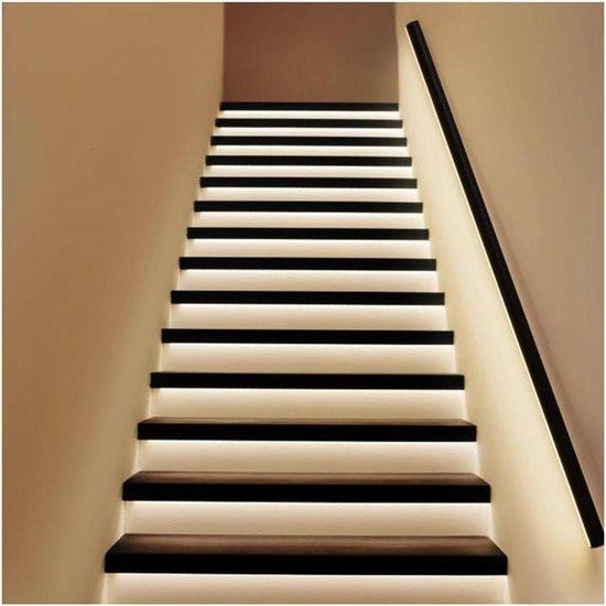WAN LED Trap Verlichting met Bewegingssensor - Aluminium Profiel - Mat Zwart - 1,2 Meter