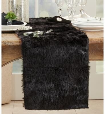 Saro Lifestyle Juneau Collection Faux Fur Table Runner