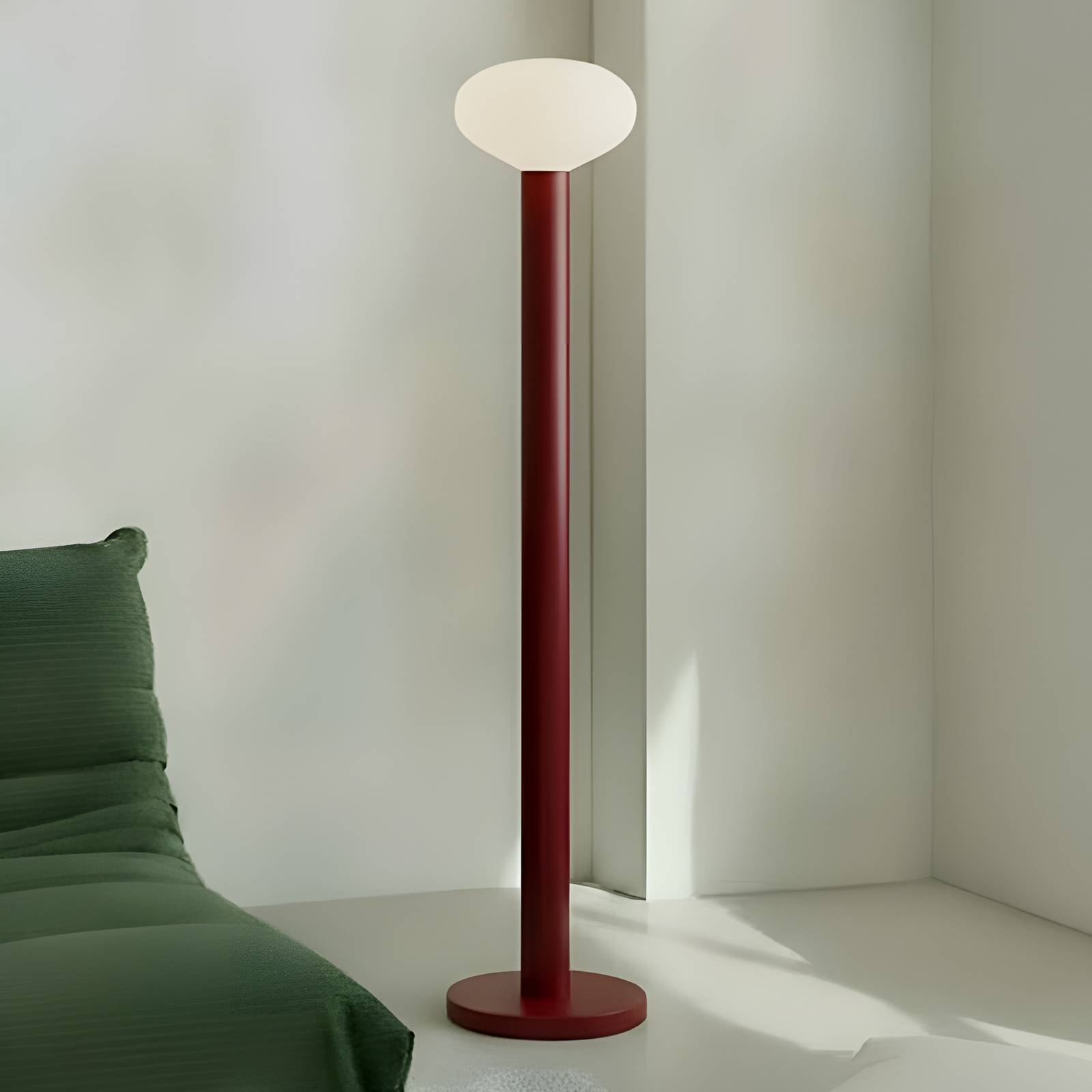 Design Stehlampe Flo ALDEX, rot, für Wohn- / Esszimmer, Metall, Design, Stehlampe