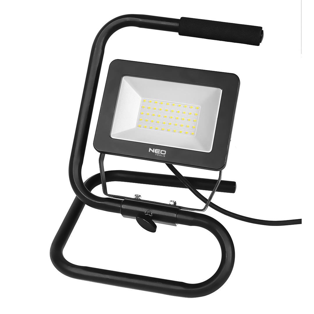 Neo Tools 99-063 Draagbare projector met 50W SMD