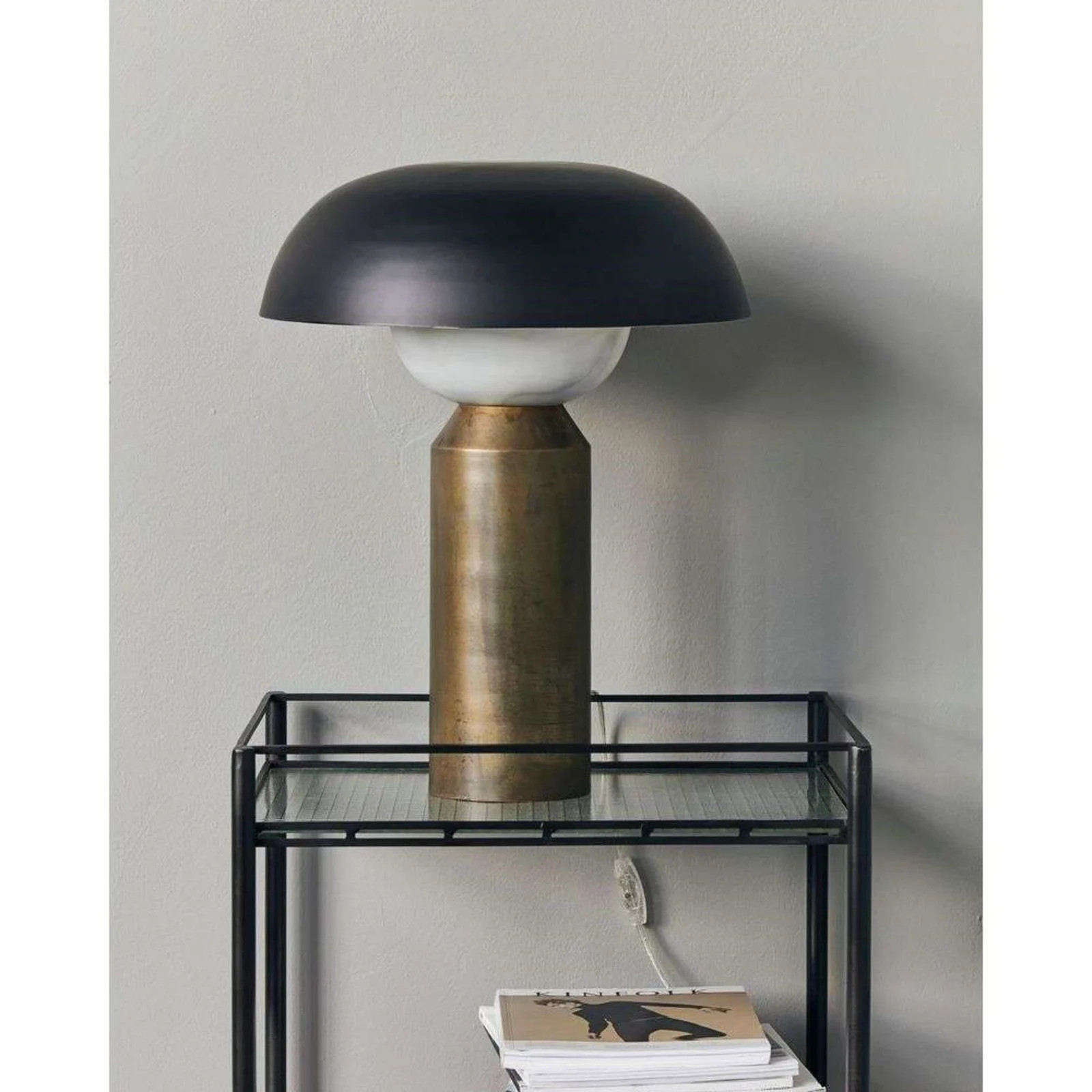House Doctor Big Fellow tafellamp - Goud/Messing en Zwart - Metaal en Glas