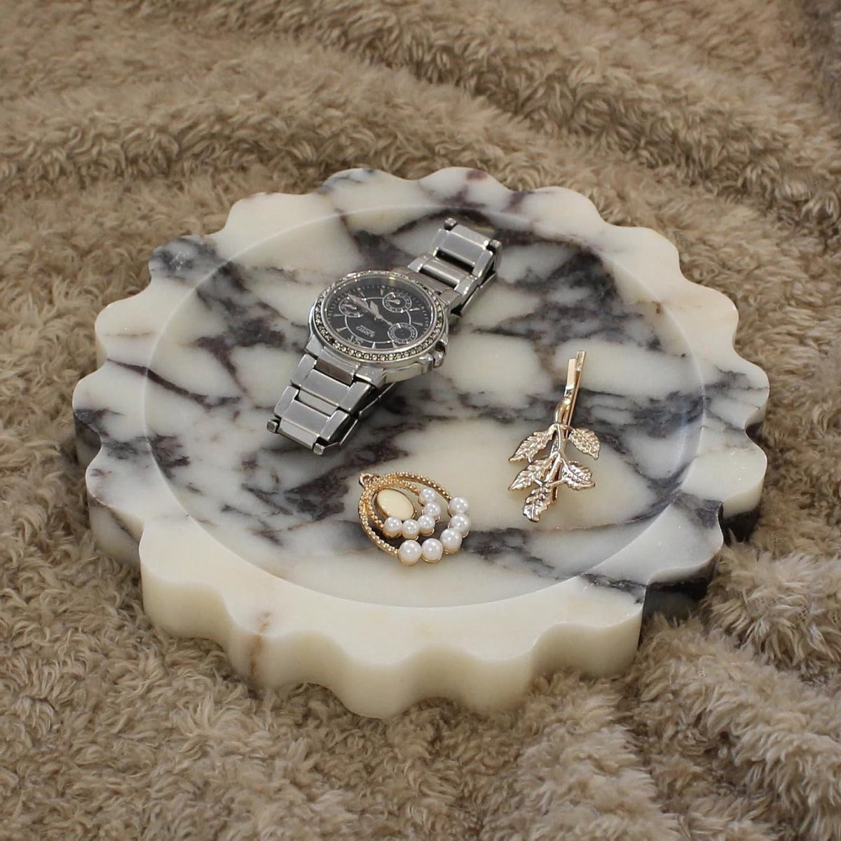 Rond Scalloped Marmeren Dienblad Calacatta Viola 16 cm voor Sieraden en Decoratie