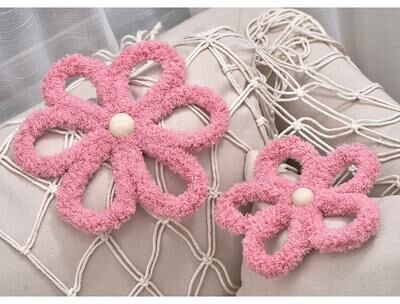 Inspire Essentials Bohemian Daisy Flower Wall Decor Woven Hanging Decoration Set pink