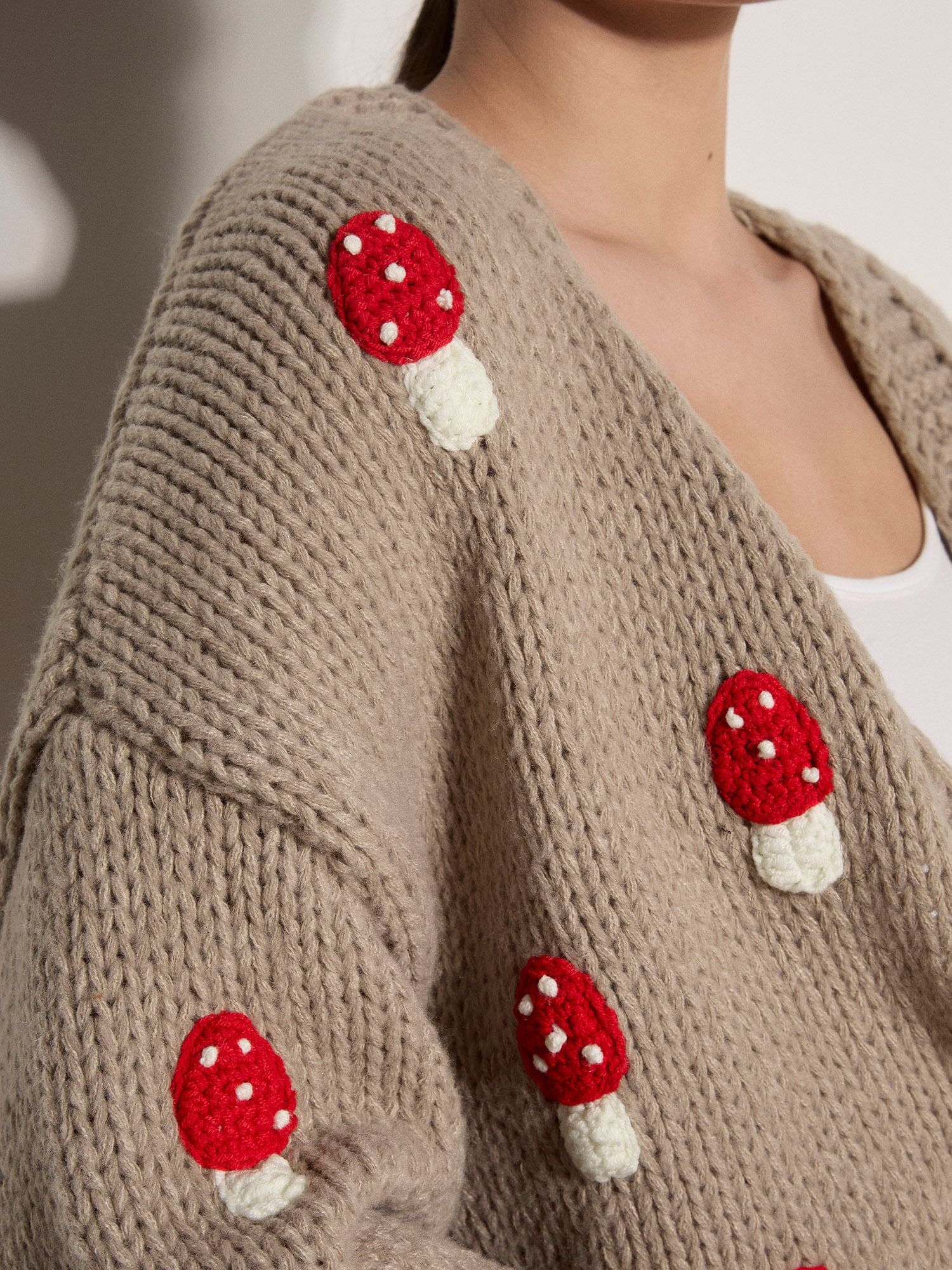 Cardigan APRICOT "Grob gestrickte Strickjacke", Damen, Gr. M (38), braun (mocha), gestrickt, , Modisch, oversize, Gerippte Ärmelbündchen, Strickjacken Cardigan, mit Pilzen
