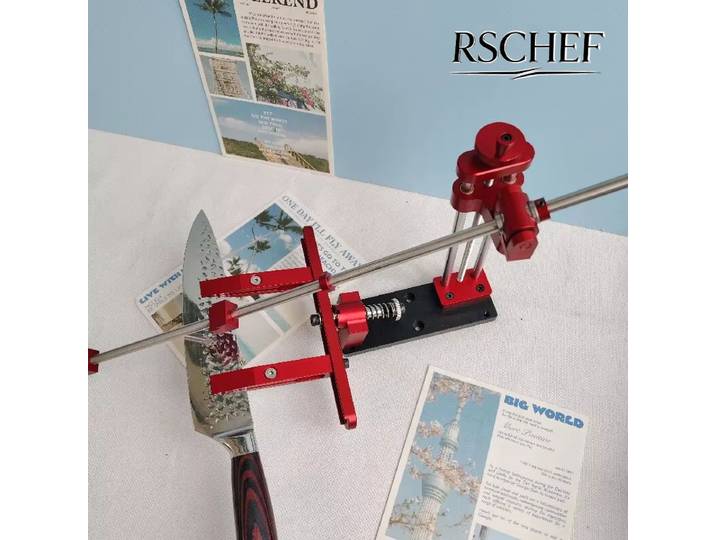 2025 Nouvel affûteur d'angle fixe rouge avec échelle réglable en hauteur 360 ° Système d'affûtage de couteaux de cuisine professionnel, outil rotatif