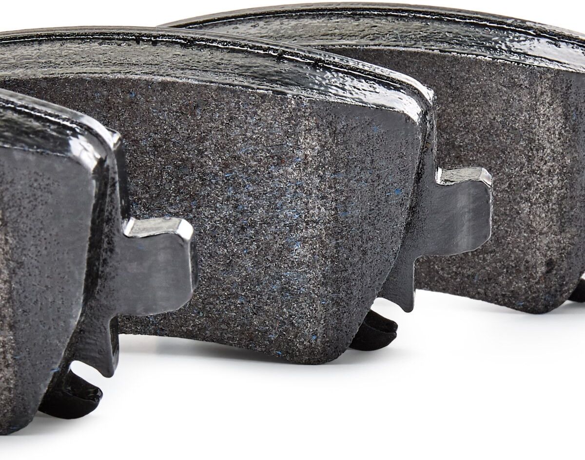 HELLA 8DB 355 010-601 Brake pad set
