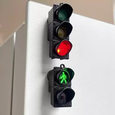 Uplifted Finds New Traffic Light Magnetic Refrigerator Sticker & Creative Toy Decoration 1 Set