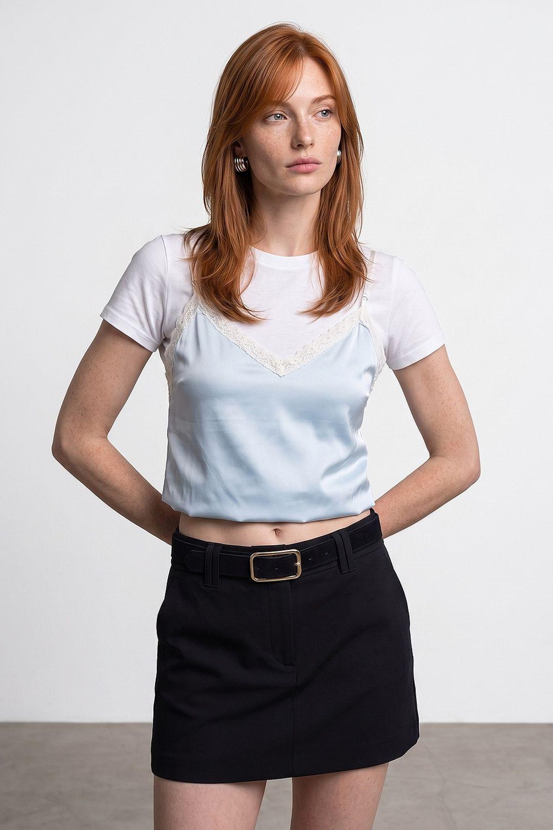 Satin-Cami-Bluse mit Spitze im Crop-Style