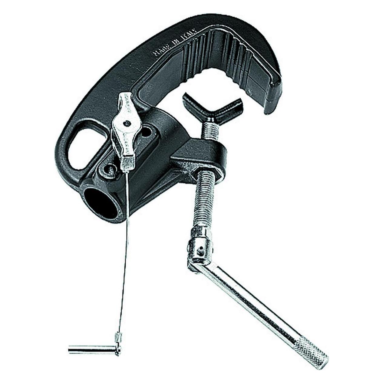 Avenger Junior Pipe Clamp (C100)