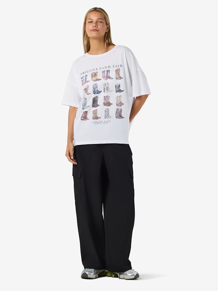 Noisy may Shirt in Weiß - M