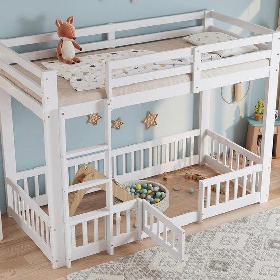 Famanu Kinderbett Massivholz 90 x 200 cm mit rechteckiger Leiter und Fallschutz