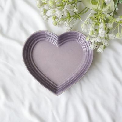 Uplift Essentials Gradient Heart Shaped Ceramic Comfort Bowl purple