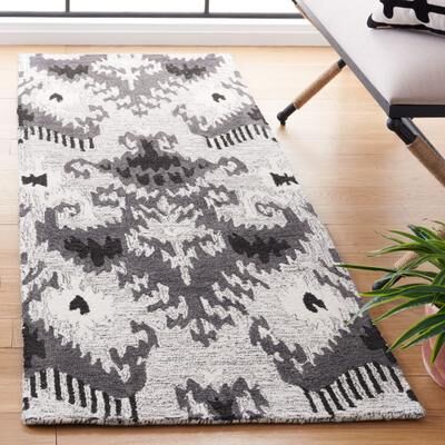 SAFAVIEH Handmade Ikat Triada Bohemian Wool Rug