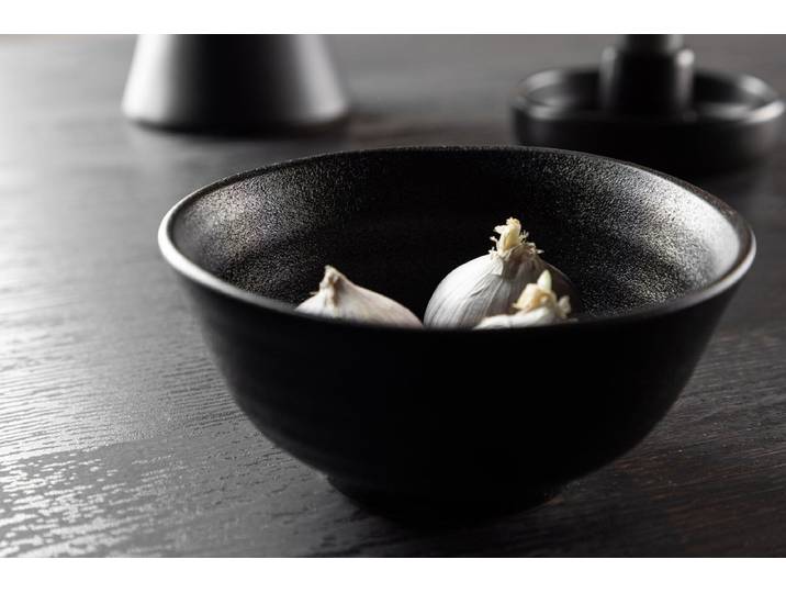 Schalen Schwarz Swan - 2er-Set aus schwarzem Porzellan - 12x6 cm - Luxusbetten24
