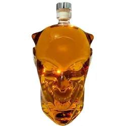 JTI Totenkopf-Karaffe, Serviergefässe, Transparent