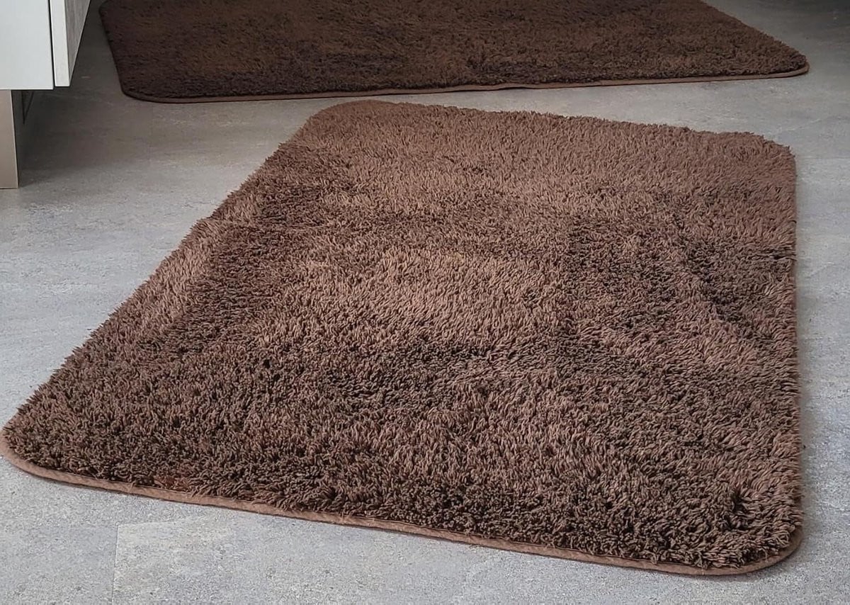 Bruine badmat voor de badkamer, geschikt voor vloerverwarming, 70 x 120 cm