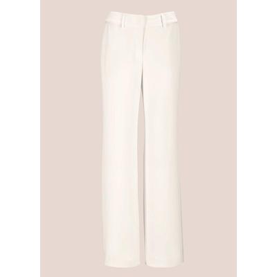 Stoffhose MADELEINE "Stoffhose Komfortable Stretchhose mit Taschen", Damen, Gr. 19, N + K Gr, weiß (wollweiß), Obermaterial: 96% Polyester PES. 4% Elasthan EL., Modern, normal, Hosen Stoffhose