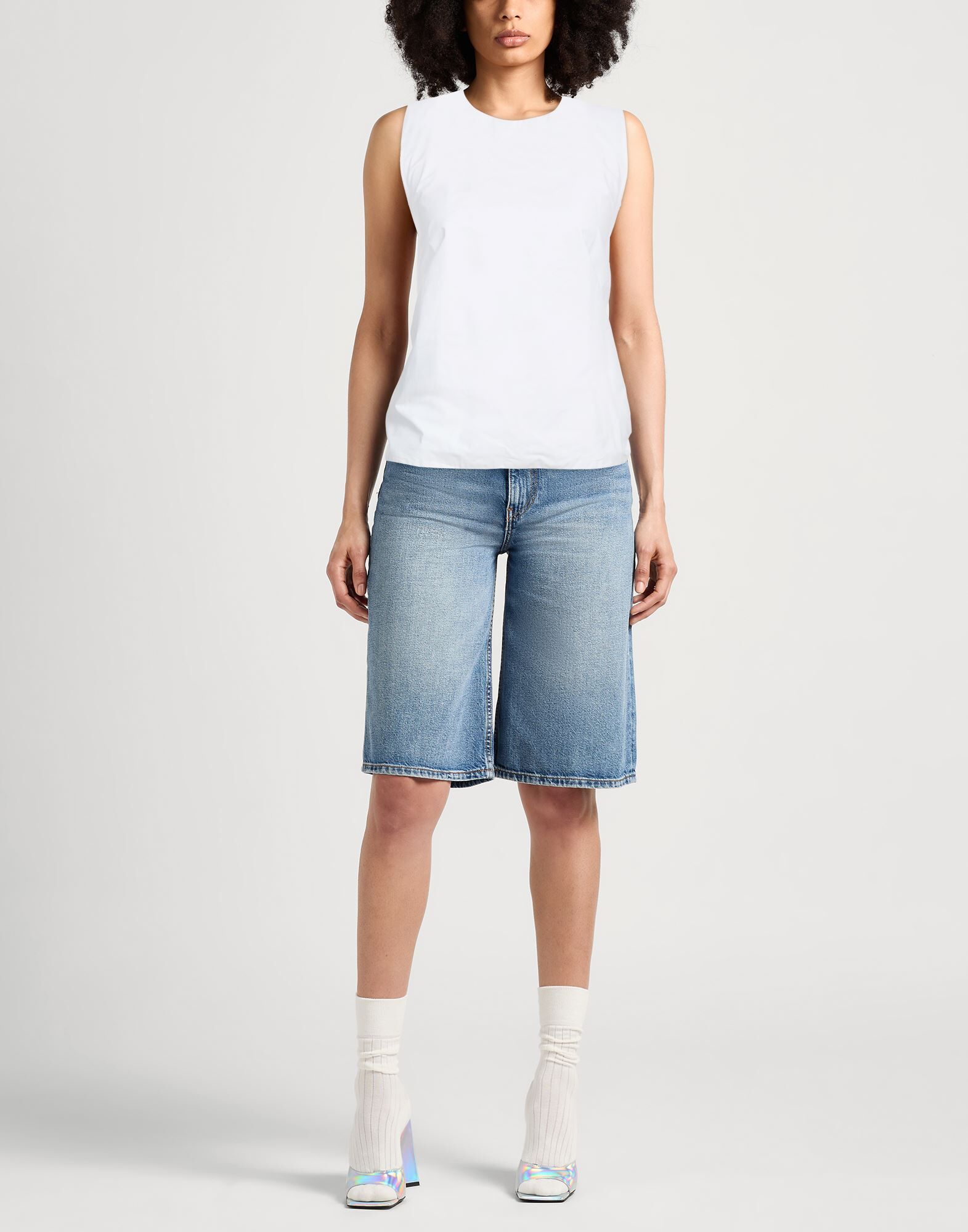 N°21 Top Mujer Blanco 34,36 Mujer