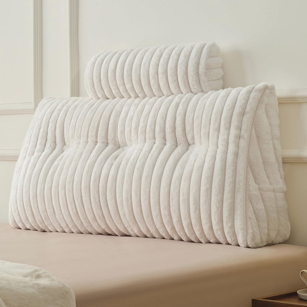 Wigvormig Leeskussen voor Bed en Bank