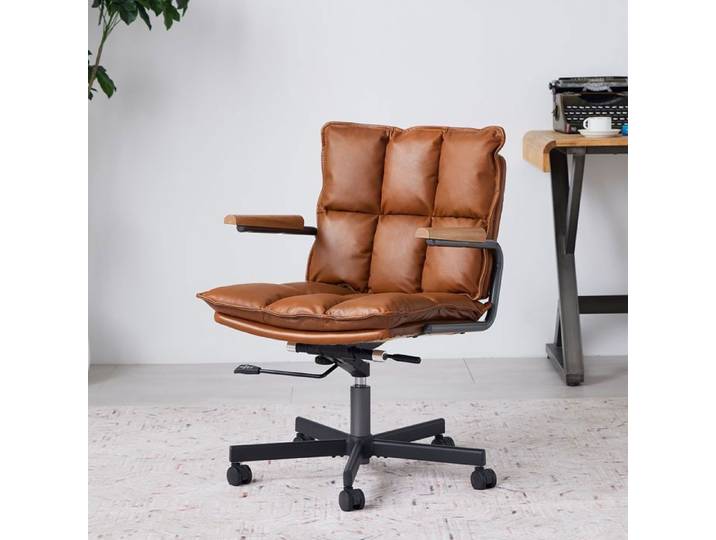 Chaise de Bureau en Similicuir Brun avec Roulettes et Accoudoirs en Chêne - Chaise de gaming avec Siège Capitonné - Stable et Chic