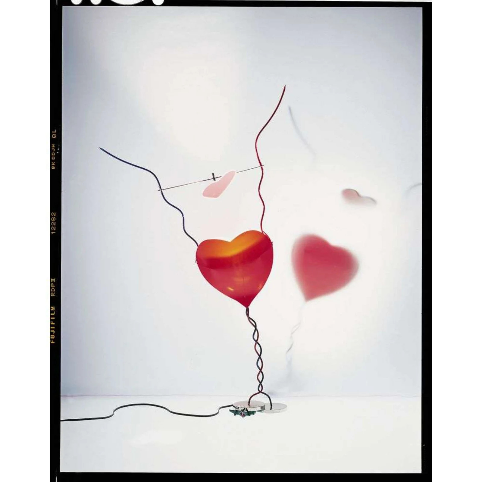 Ingo Maurer One From The Heart Taffellamp met LED voor de woonkamer
