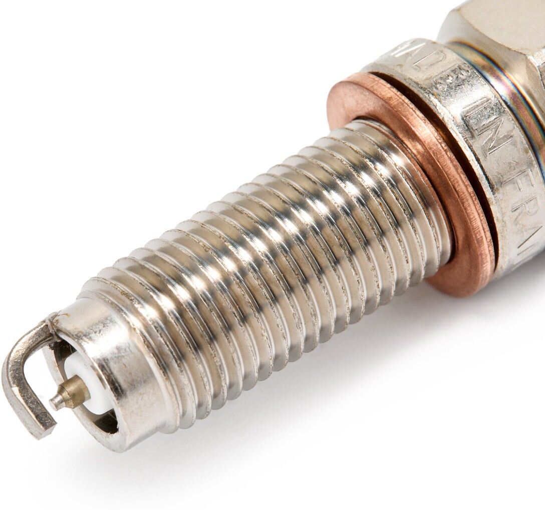 Champion OE273 Spark plug