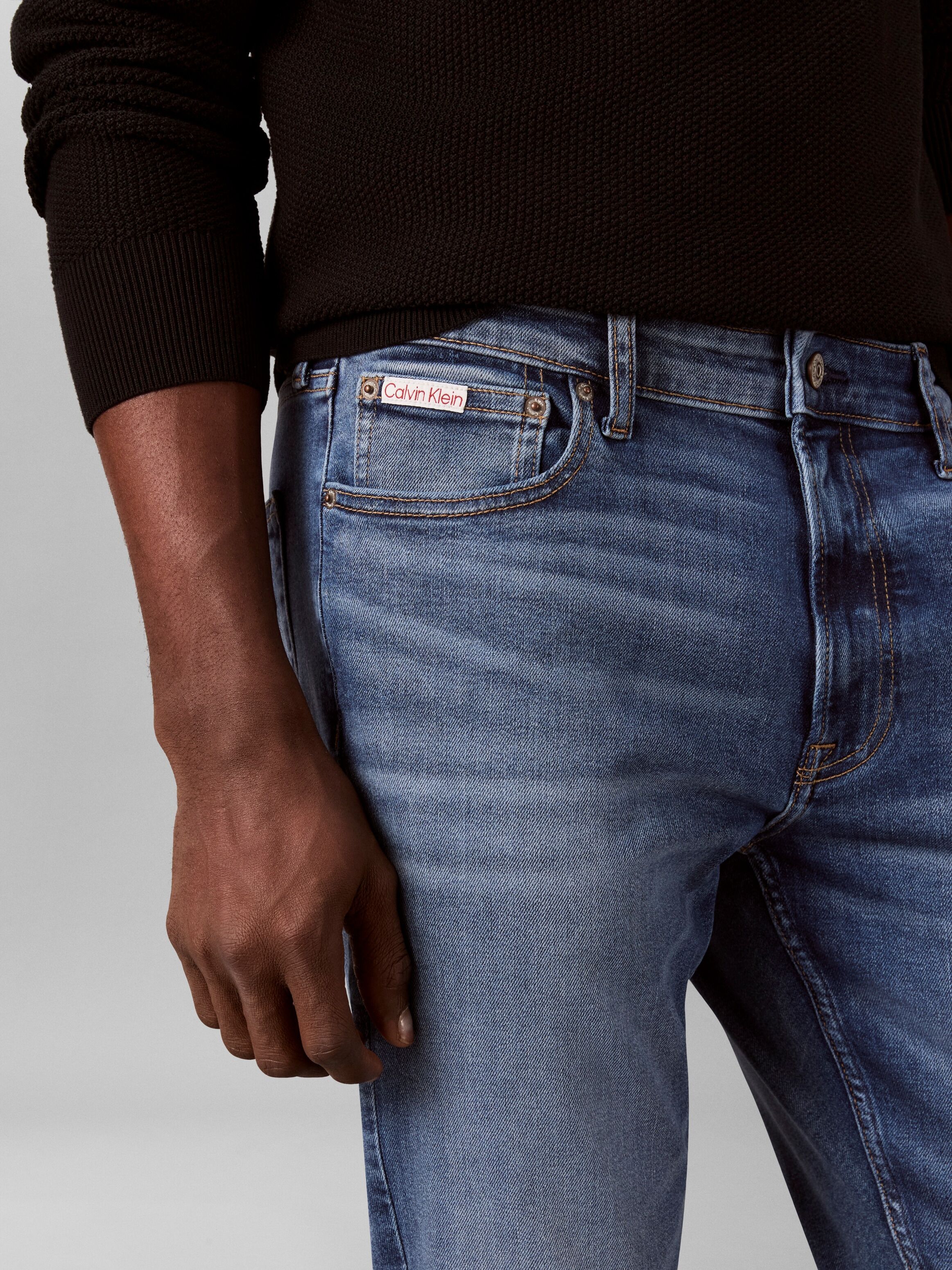 Skinny-fit-Jeans CALVIN KLEIN JEANS "SKINNY", Herren, Gr. 32, Länge 30, blau (high tide), Denim/Jeans, Obermaterial: 80% Baumwolle, 12% Polyester, 6% Elastomultiester, 2% Elasthan, skinny fit normal, Jeans Skinny-fit-Jeans, mit Leder-Badge high tide 32, L