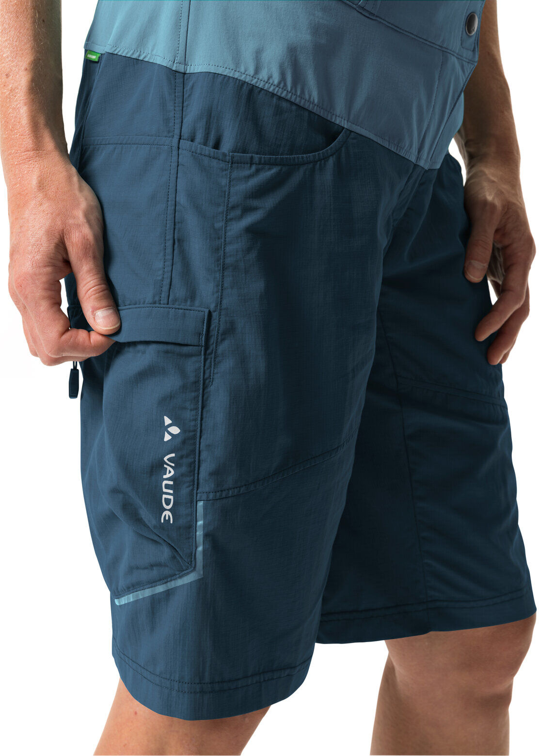 Fahrradhose VAUDE "Wo Qimsa Shorts", Damen, Gr. 40, N-Gr, blau (schwarz sea uni), Obermaterial: 100% Polyamid. Futter: 92% Polyester, 8% Elasthan, Hosen Fahrradhose, für sportliche Aktivitäten, bequemer Sitz schwarz sea uni 40, N-Gr