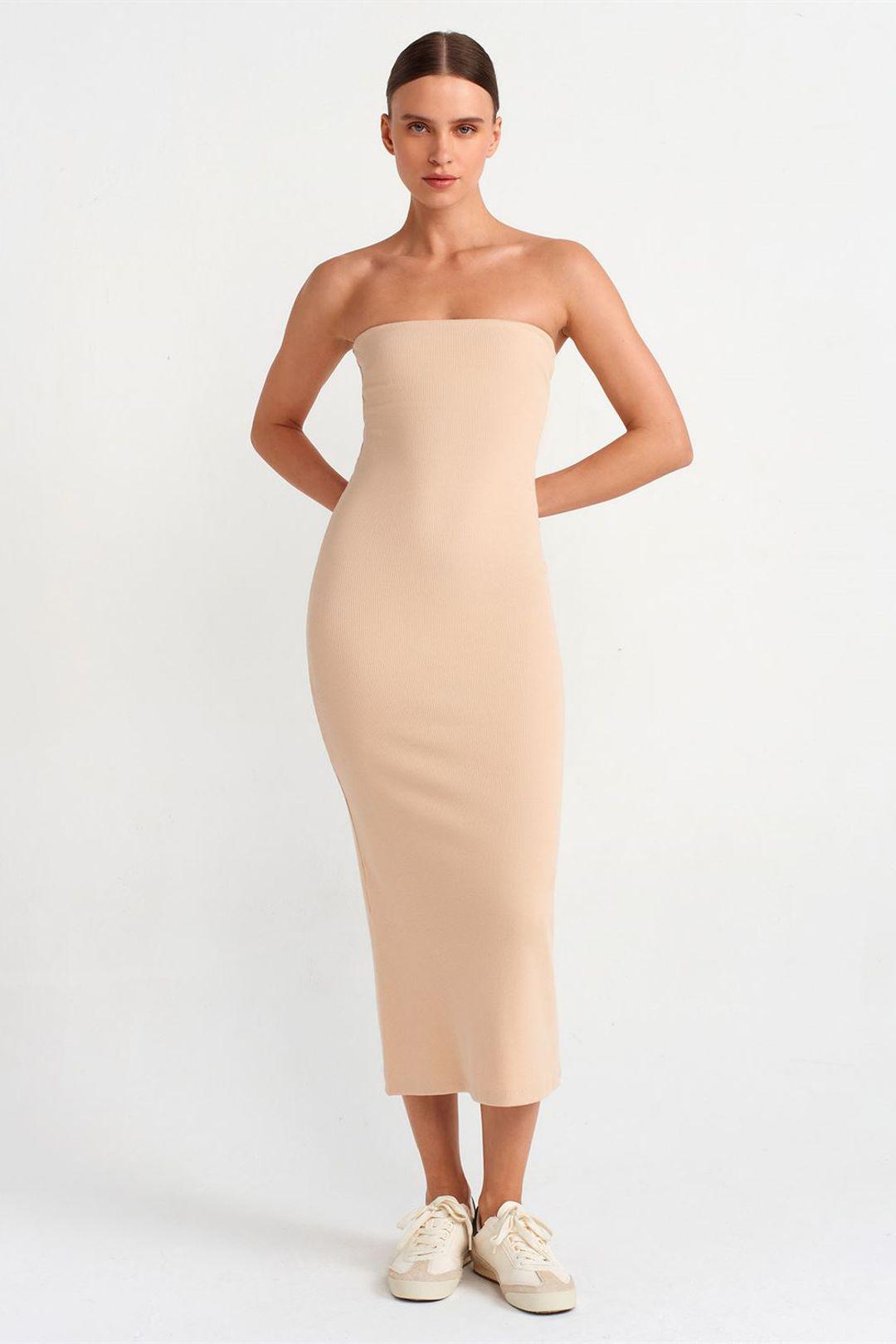 Trägerloses Figurbetontes Midikleid
