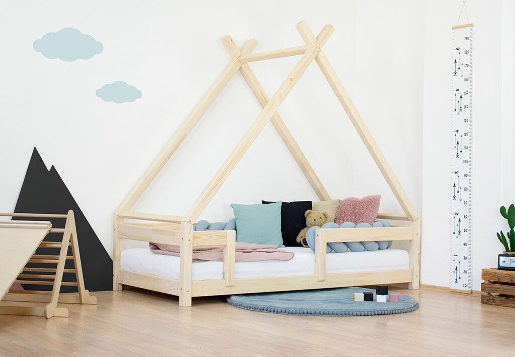 Kinderhausbett TAHUKA in Tipi-Form mit Sicherheitsbarriere 140x200 cm Unlackiert