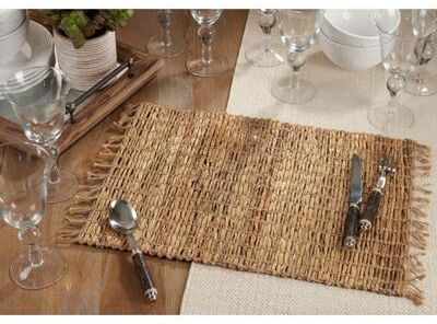 Saro Lifestyle Table Mats With Water Hyacinth Design (Set of 4)